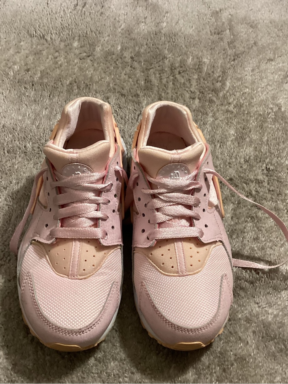 Nike Kids Pink and Peach Huarache Athletic Shoes